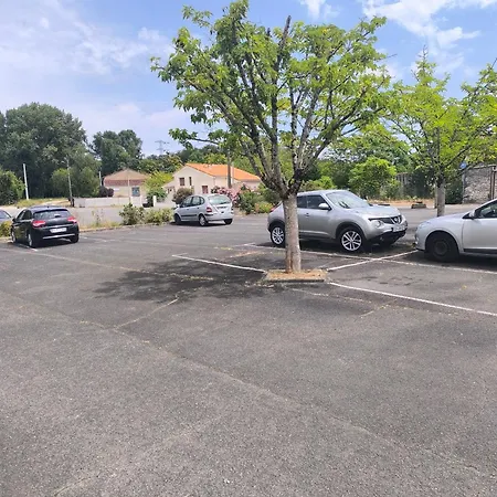 La Fin De Journee-t3-wifi-parking * Saint-Yrieix-sur-Charente